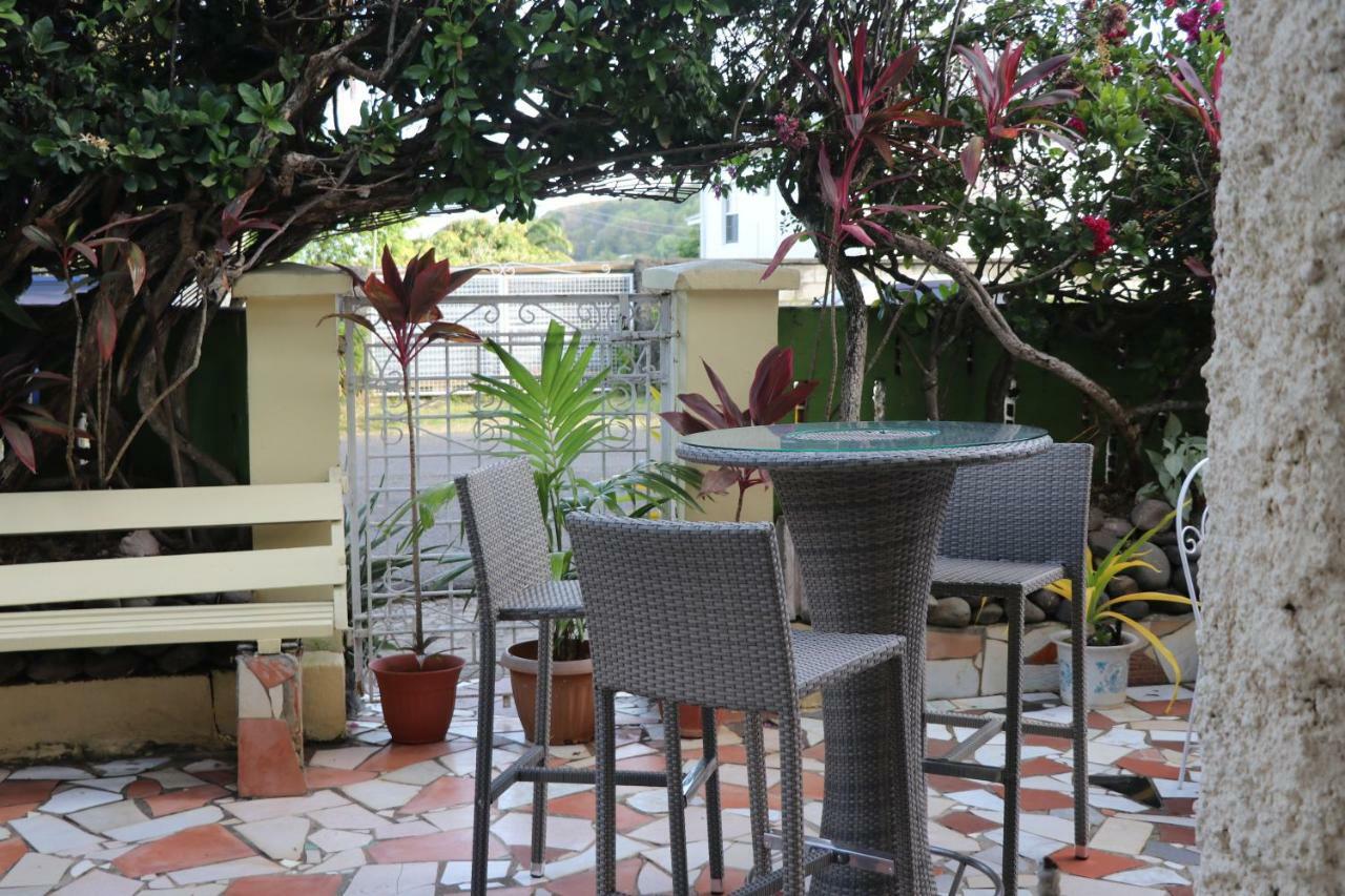 Rainbow Inn Grenville Dış mekan fotoğraf